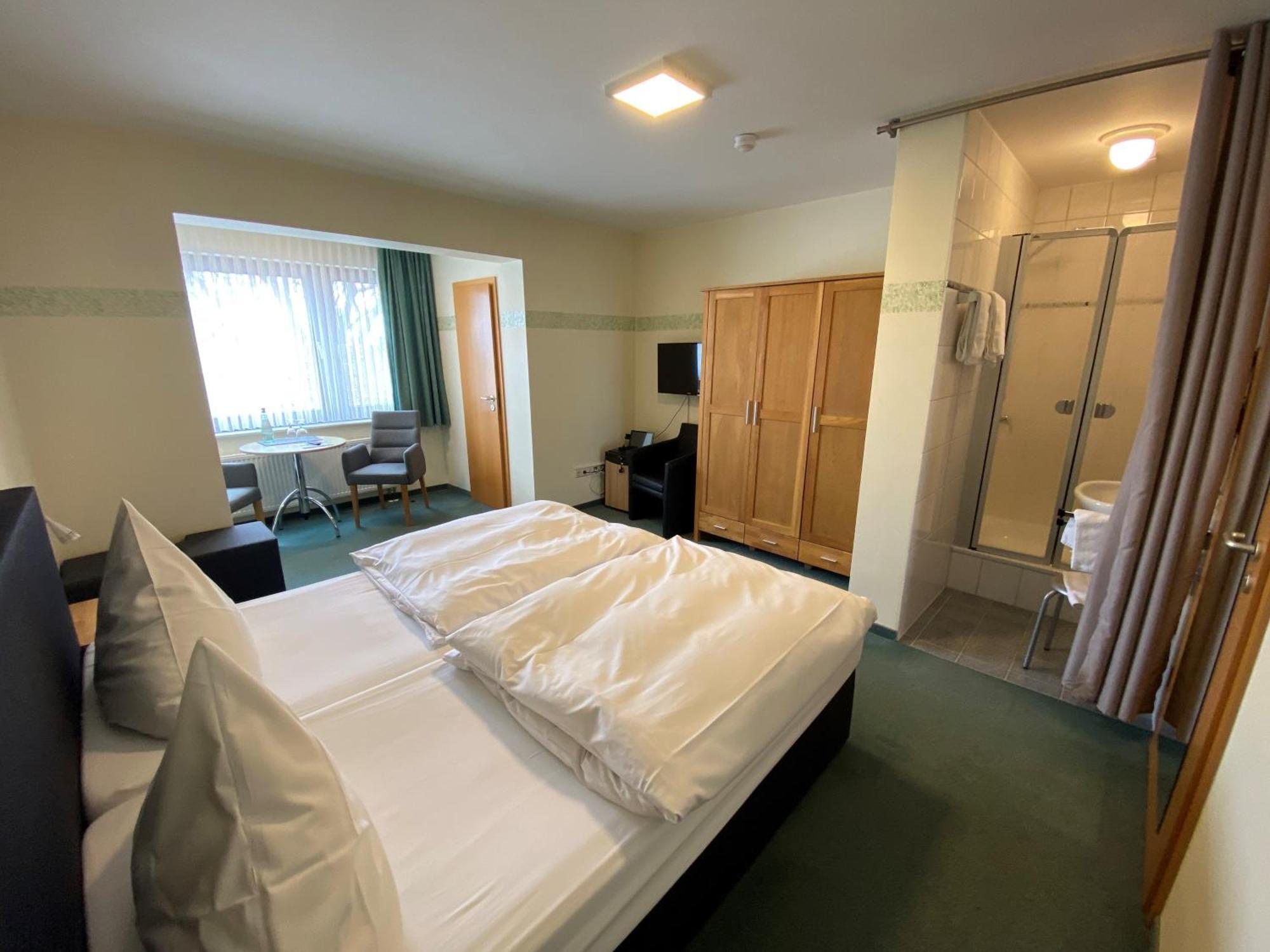 Hotel Roeb 니데겐 외부 사진