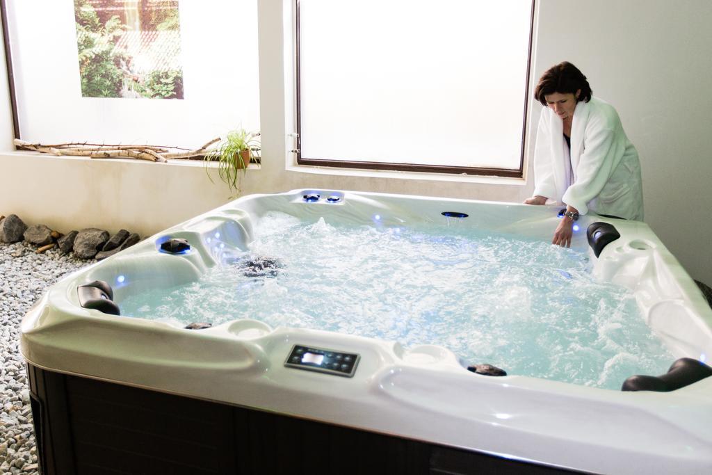Hotel Roeb 니데겐 외부 사진