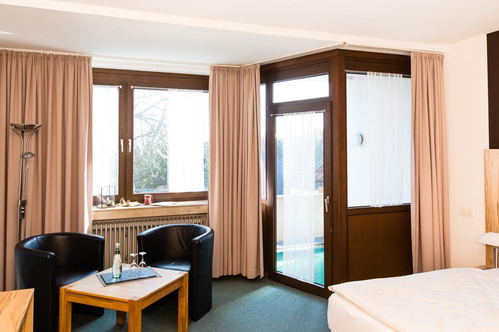 Hotel Roeb 니데겐 객실 사진