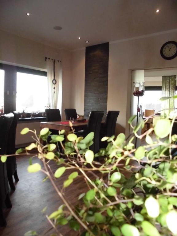 Hotel Roeb 니데겐 외부 사진